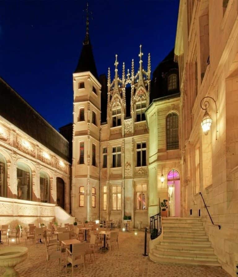 Hotel de Bourgtheroulde, by Marriott