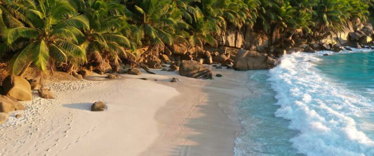 Seychelles Holidays. Essential destination information for tourist, travellers, and visitors