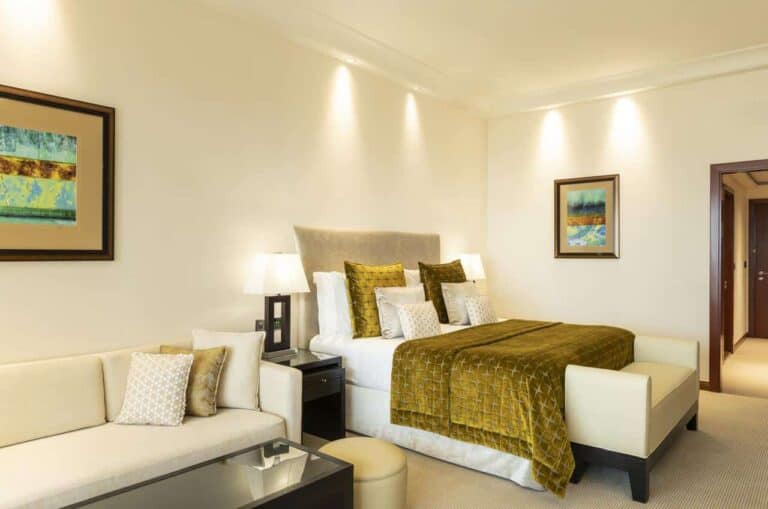Glam Dubai and Tropical Mauritius