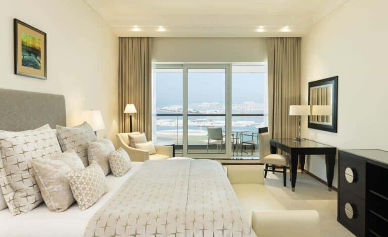 Glam Dubai and Tropical Mauritius