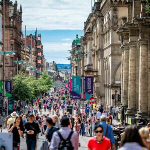 Holidays in Scotland. Glasgow holidays and travel information