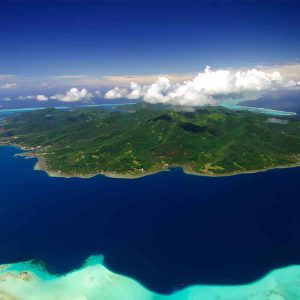 Taha'a Island holidays, Islands of Tahiti, French Polynesia