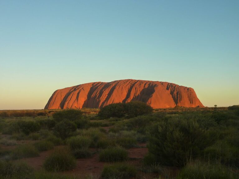 Red Centre — Uluru & Outback