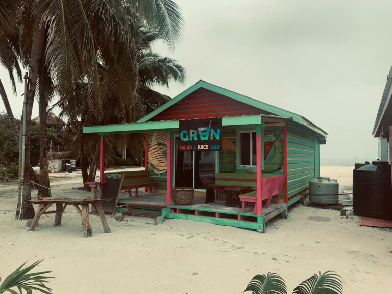 Cayes — Ambergris & Caulker