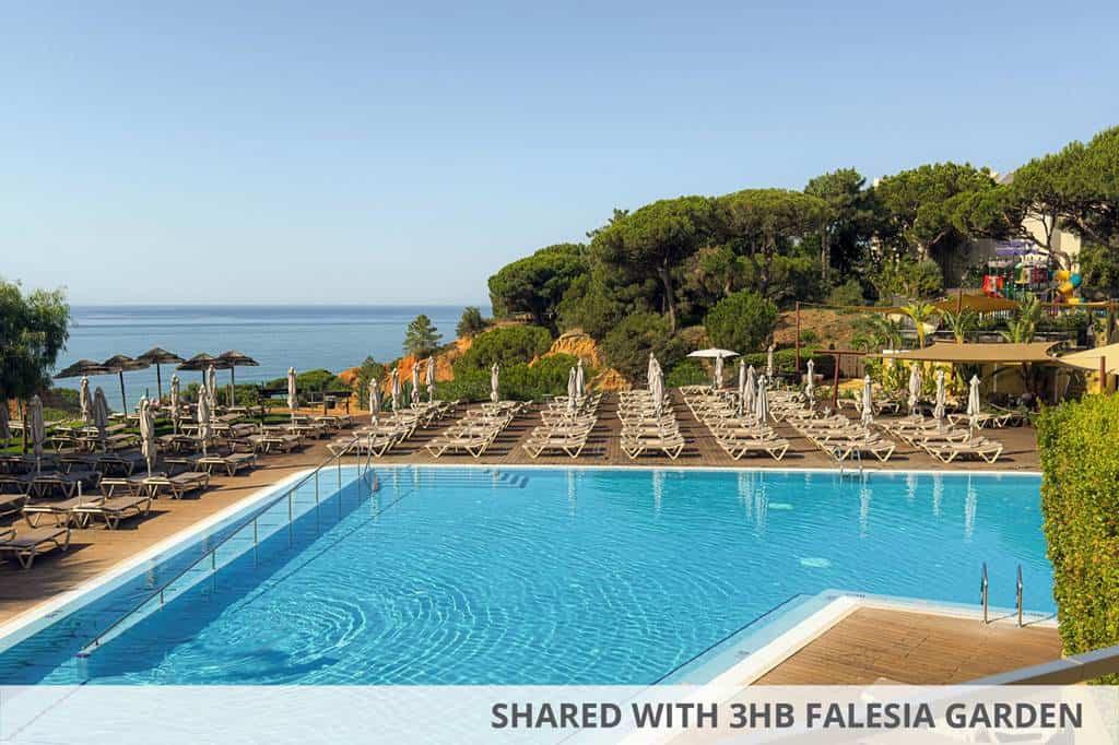 3HB_Falesia_Beach