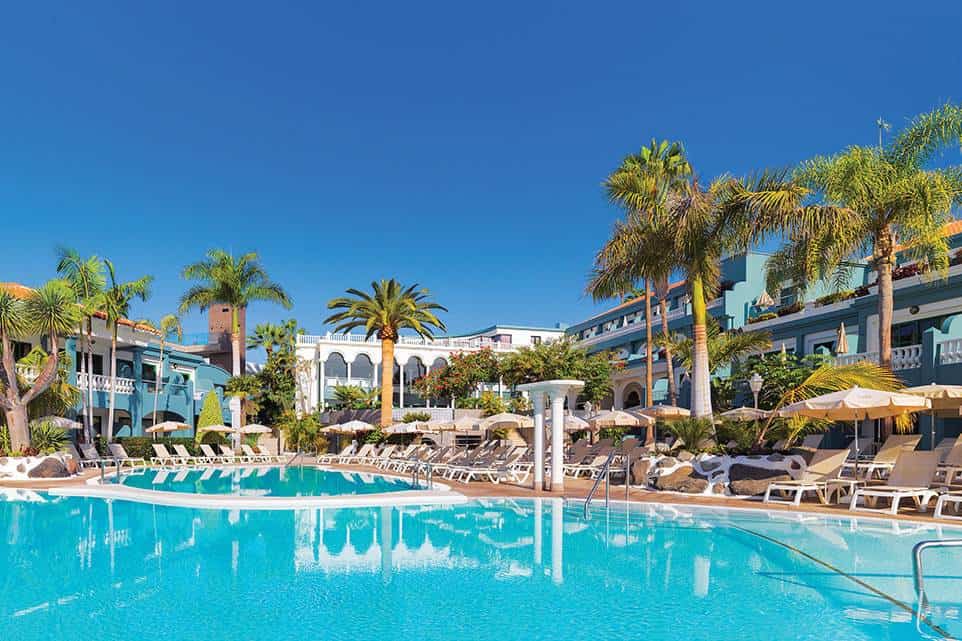 Adrian_Hoteles_Colon_Guanahani
