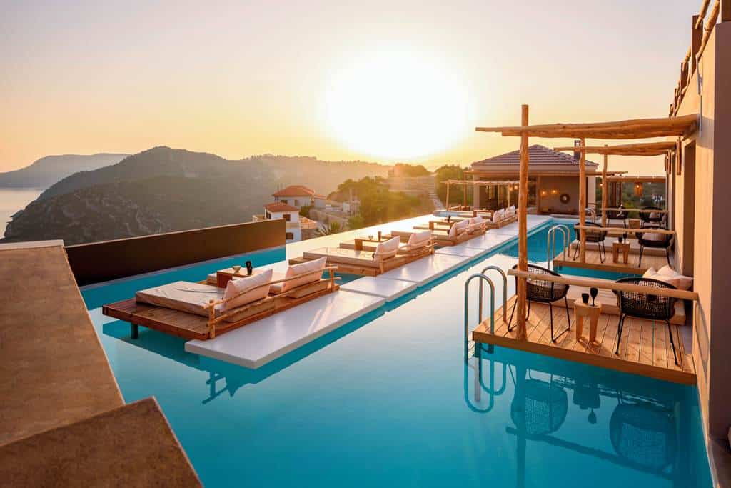 Aletri_Swim_Up_Boutique_Hotel