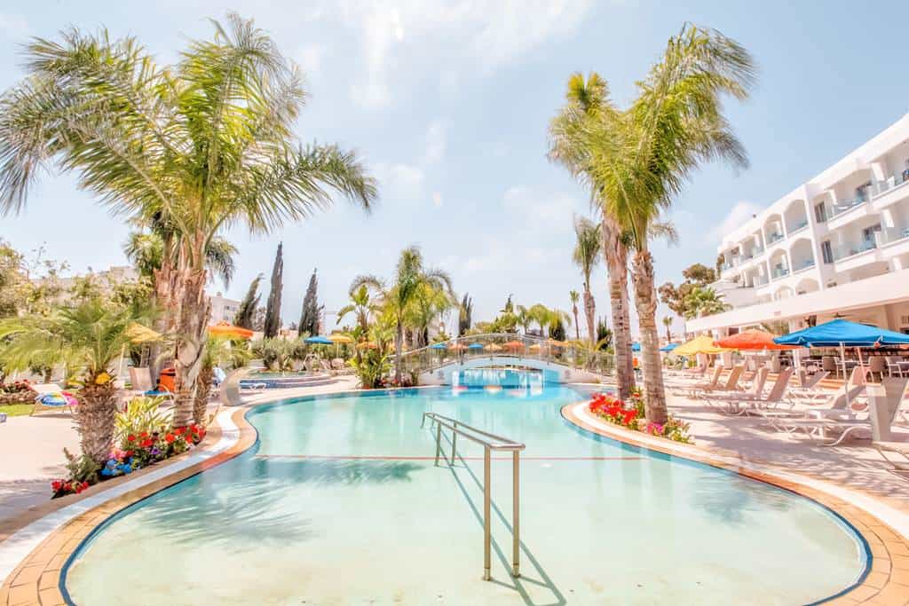 Anesis_Hotel