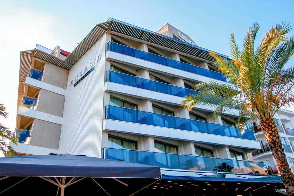 Aurasia_Beach_Hotel