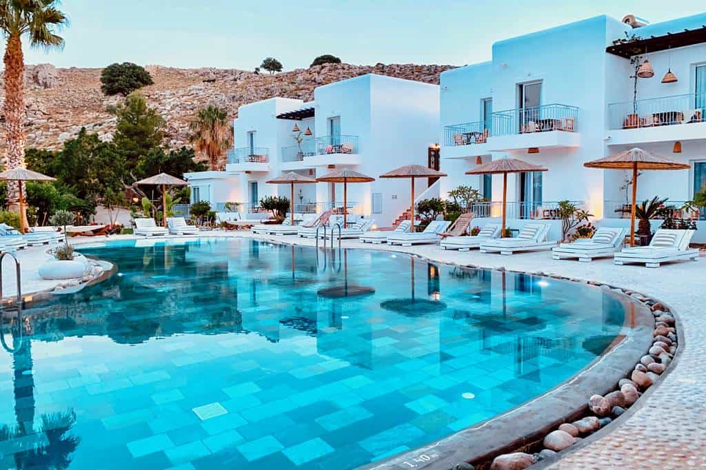 Caesars_Gardens_Hotel_&_Spa