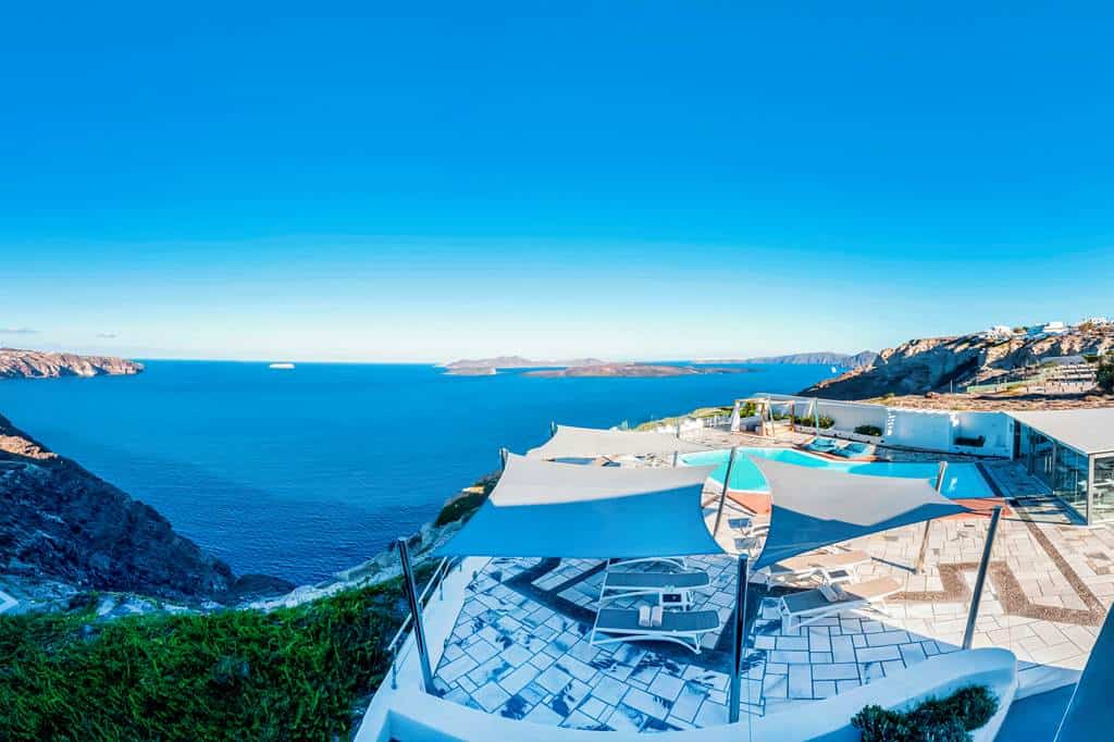 Caldera's_Dolphin