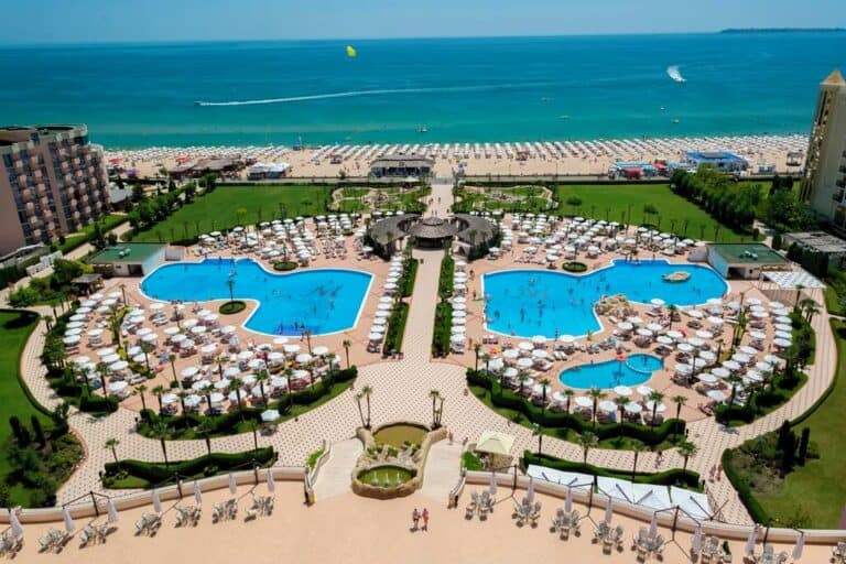 DIT Majestic Beach Resort