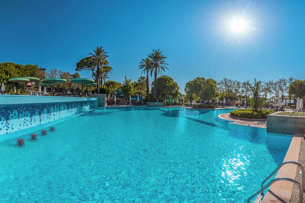 Gloria_Verde_Resort