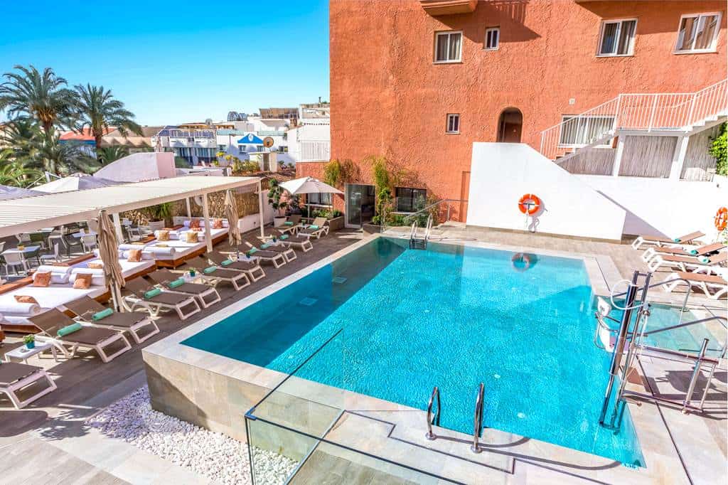 Hotel_Fenix