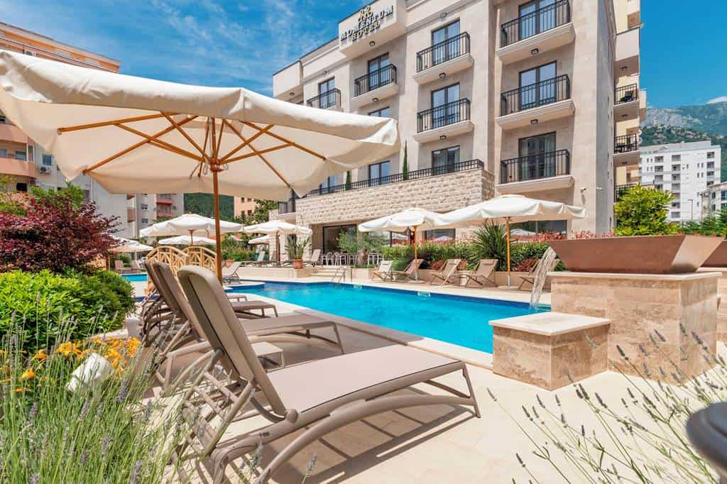 Hotel_Momentum
