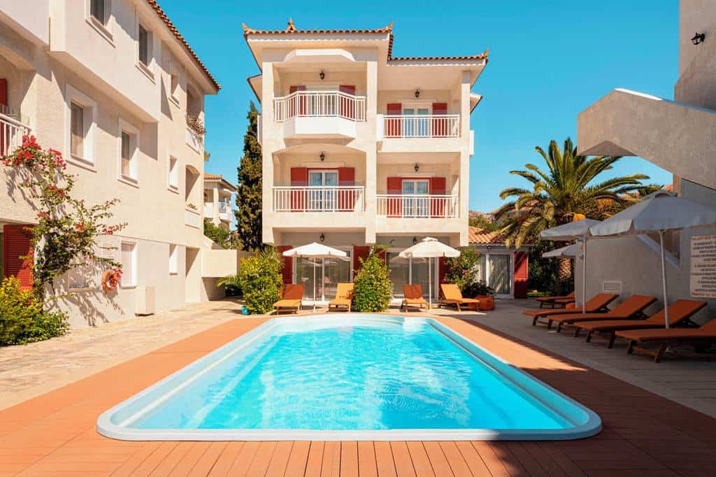 Hydrele_Beach_Hotel_&_Village