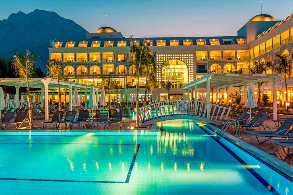 Karmir_Resort_&_Spa