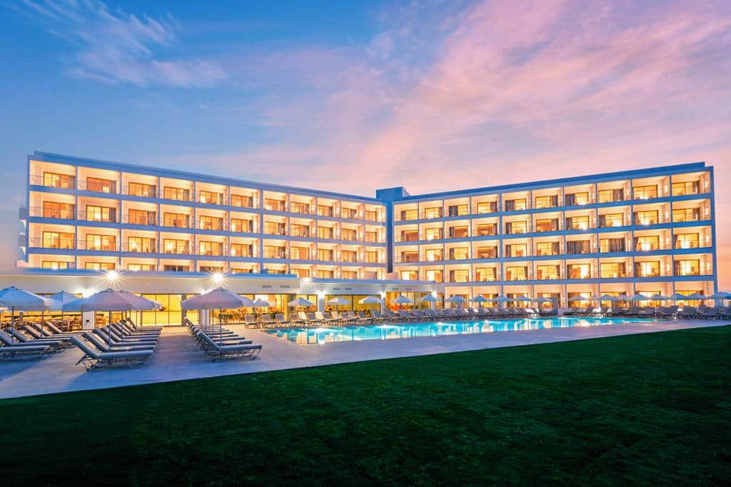 Maris_Grand_Waterpark_Resort