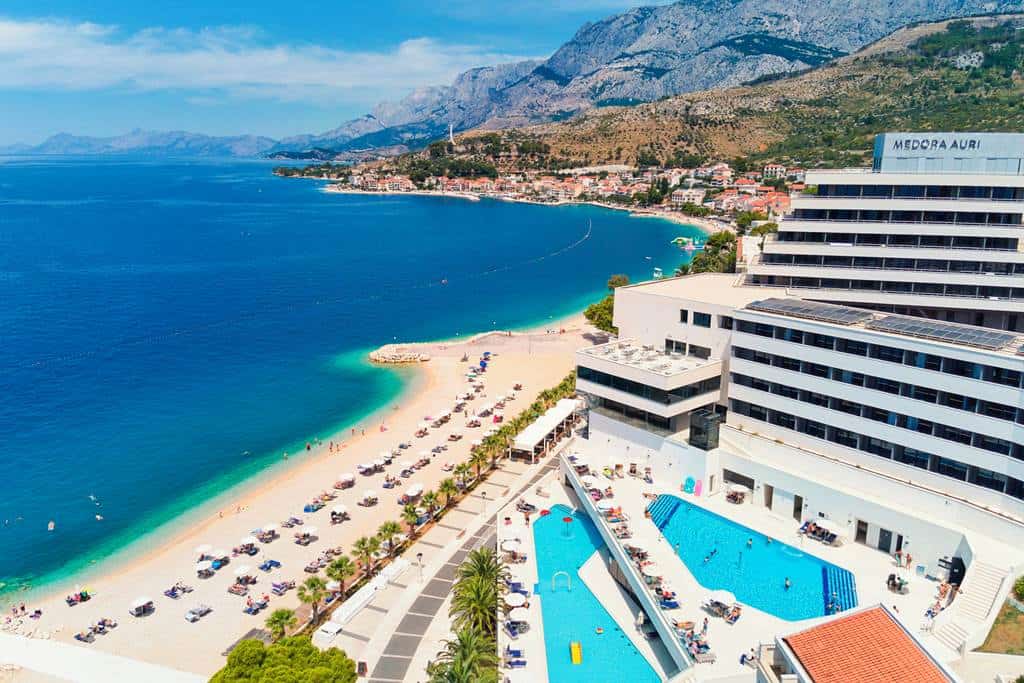 Medora_Auri_Beach_Resort