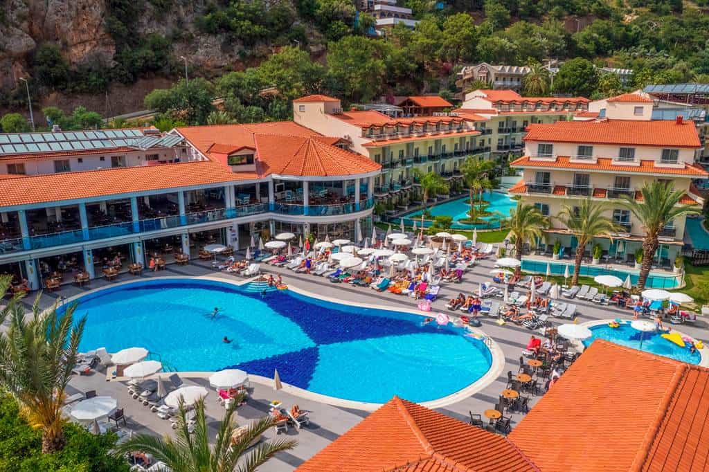 Montebello_Resort