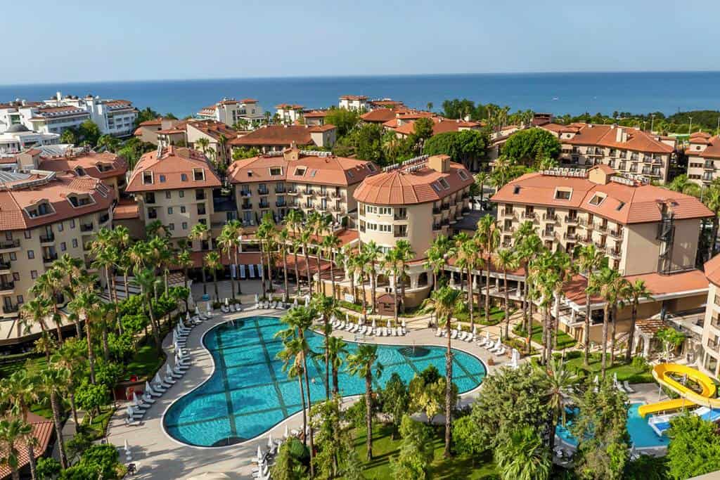 Numa_Club_Side