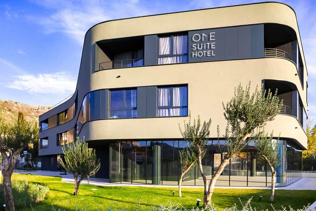 One_Suite_Hotel