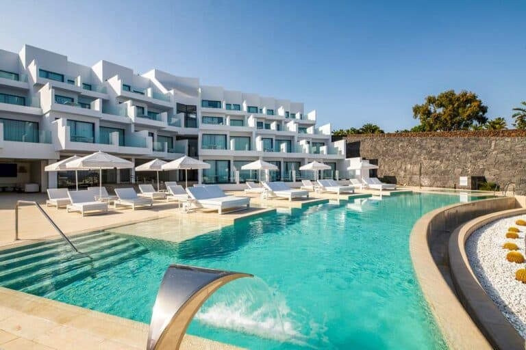 Royal Marina Suites Boutique Hotel