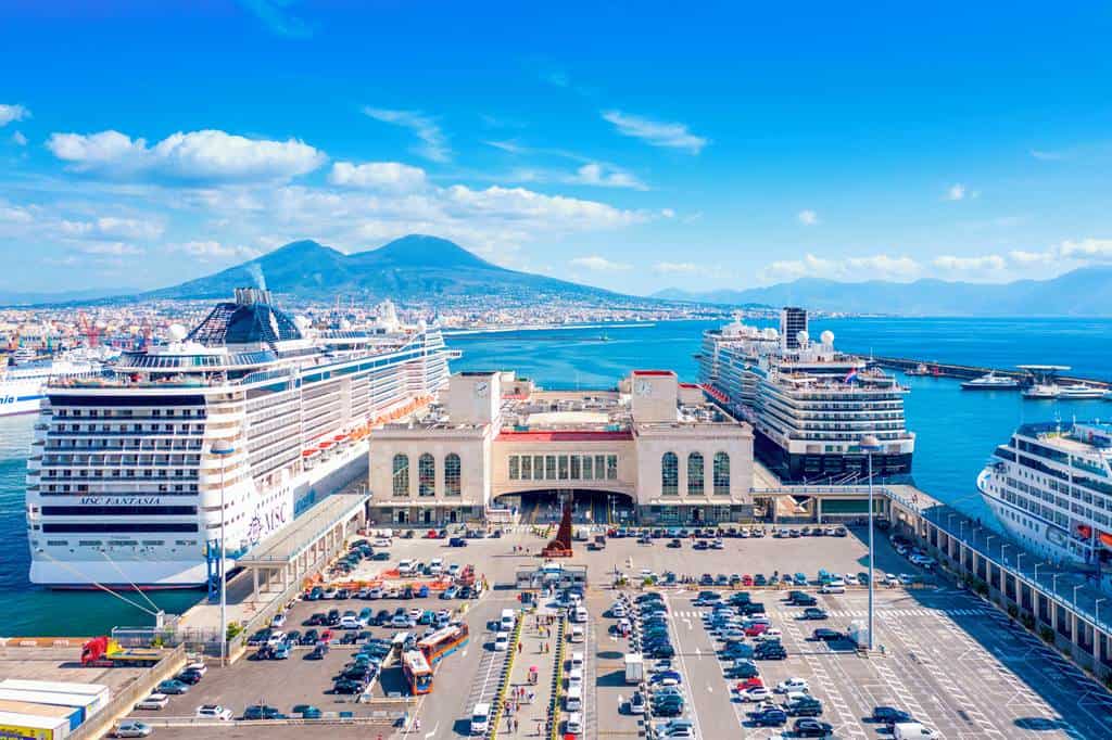 Smart_Hotel_-_Naples_Harbour