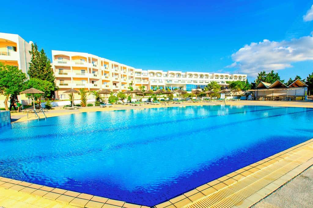 Sovereign_Beach_Hotel
