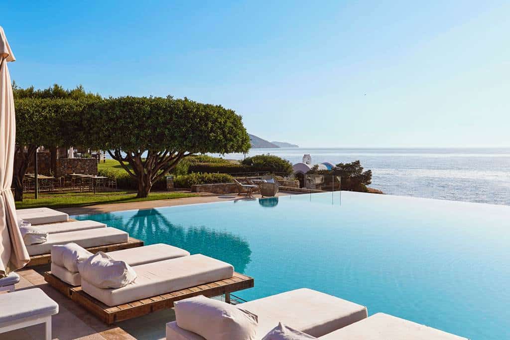 St_Nicolas_Bay_Resort_Hotel_and_Villas