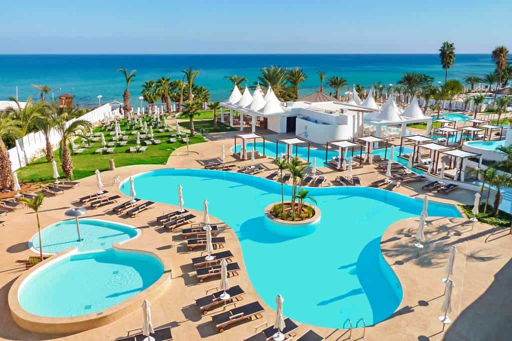 Sunrise_Pearl_Hotel_&_Spa