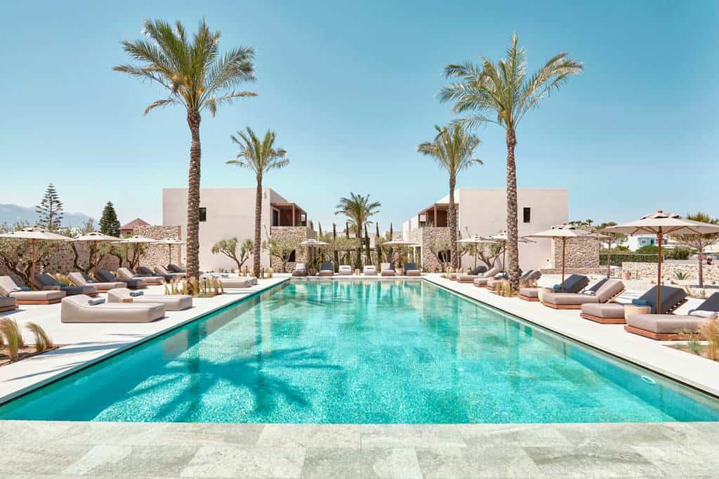 Theros_All_Suite_Hotel